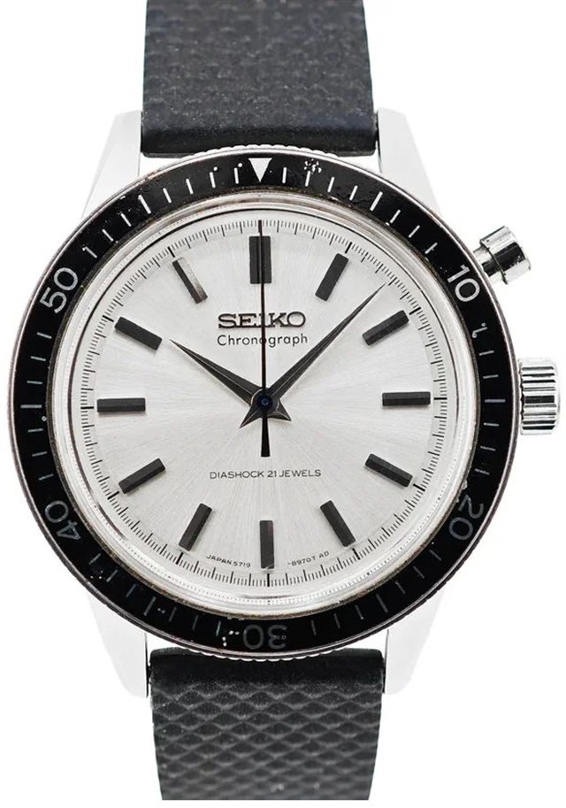 На LowBEAT Marketplace появился Seiko One-Push Chronograph Ref.5719-8980 1964 года за 288 000 иен