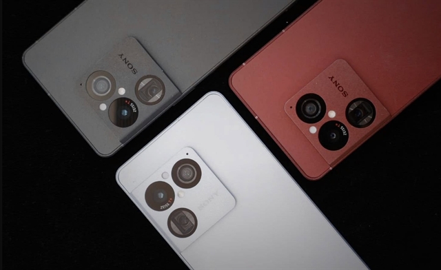 Первые пользователи Xperia 1 VIII спорят о камере и сообщают о начальных проблемах