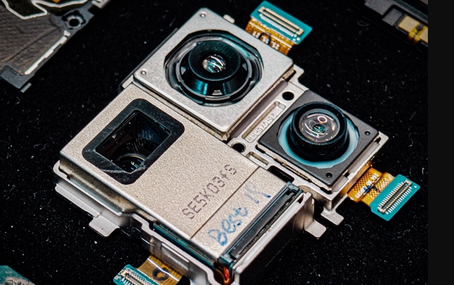 Xperia 1 VIII получил резкий рост цен на ремонтные запчасти