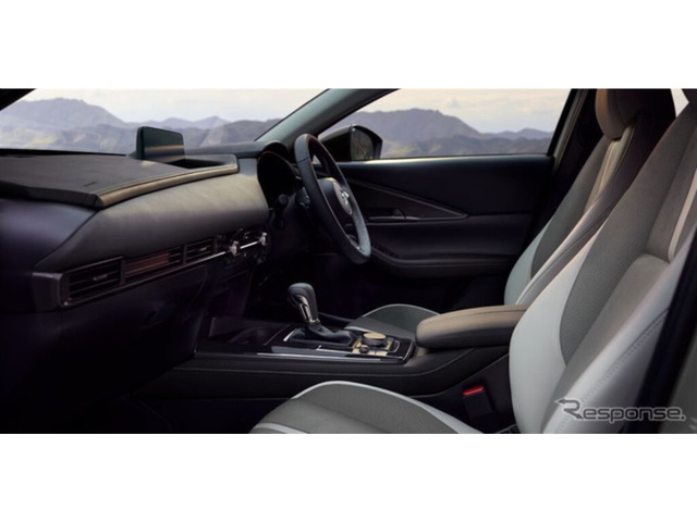 Mazda обновила Mazda3 и CX-30, добавив 2,5-литровый мотор и «механику»