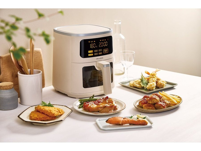 Recolte представила Air Oven 4L с подсветкой и окном в дверце