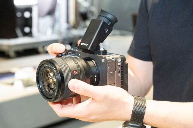 Sony представила Cinema Line FX5 с внутренней записью RAW до 5K