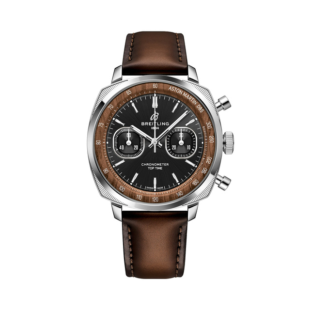 Breitling посвятила три версии Top Time B01 Chronograph 41 легендарному Aston Martin DB5