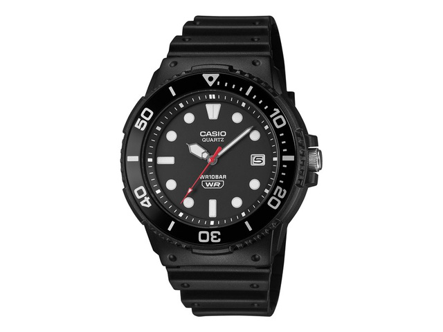 Casio обновила Collection четырьмя сериями — от часов с шагомером до классики с римскими цифрами