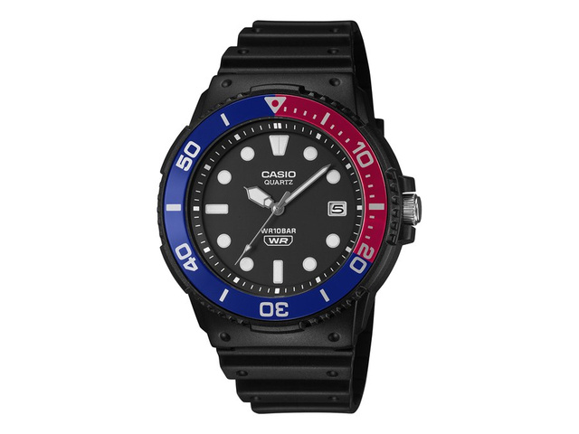 Casio обновила Collection четырьмя сериями — от часов с шагомером до классики с римскими цифрами