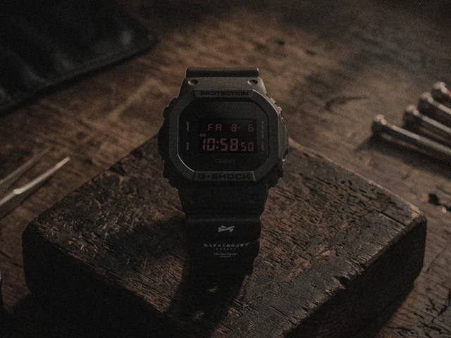 Casio выпустила G-Shock DW-5600UMC26-1DR вместе с корейским брендом Undermycar
