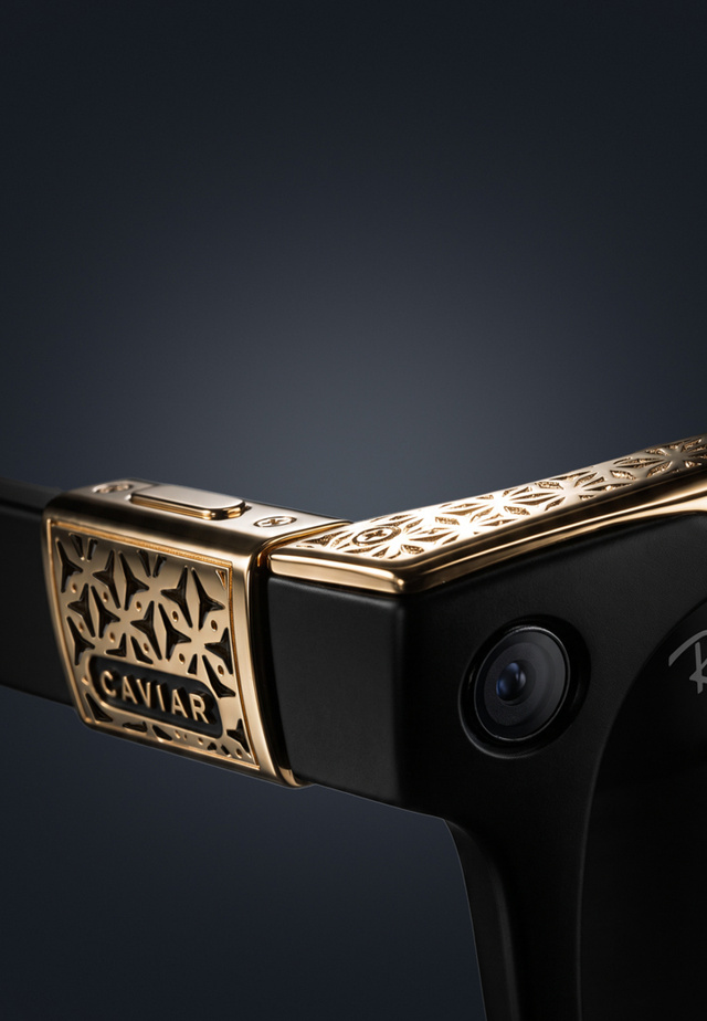 Caviar превратила умные очки Ray-Ban в коллекцию Odyssey с золотом и кожей крокодила