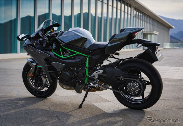 Kawasaki обновила Ninja H2 Carbon и готовит японский запуск весной 2027 года