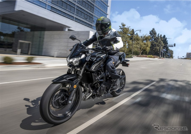Kawasaki обновила Z250 и Z400 к 2027 году новыми цветами и графикой
