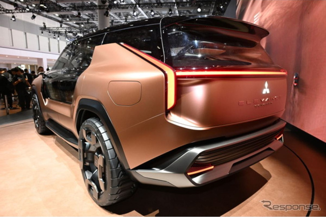 Mitsubishi Outlander может сменить поколение в 2028 году и получить четыре электромотора
