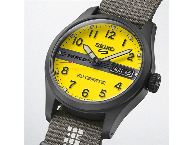 Seiko 5 Sports выпустит лимитированные часы HDB010J в стиле Honda Motocompo