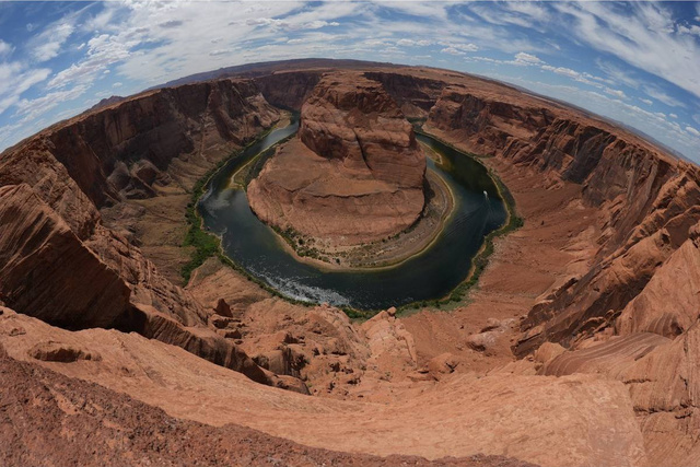 Sony представила первый фишай-зум для E-mount — FE 8–14mm F3.5 Fisheye G