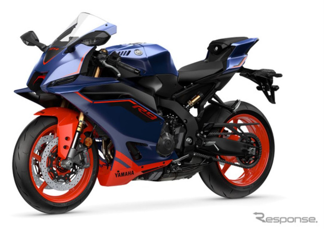 Yamaha добавила YZF-R9 яркую расцветку с алыми колёсами