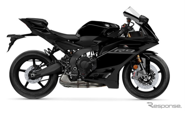 Yamaha добавила YZF-R9 яркую расцветку с алыми колёсами