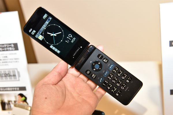 японский телефон Kyocera GRATINA2 японский телефон Kyocera GRATINA2