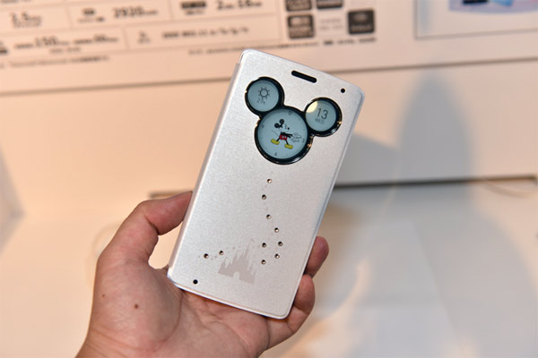 LG Docomo DM-01G Disney Mobile LG Docomo DM-01G Disney Mobile