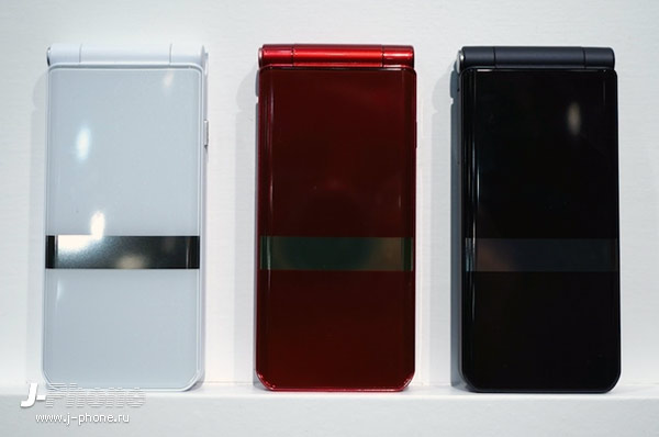 Японский Android телефон Fujitsu Docomo F-05G Arrows K-tai Японский Android телефон Fujitsu Docomo F-05G Arrows K-tai