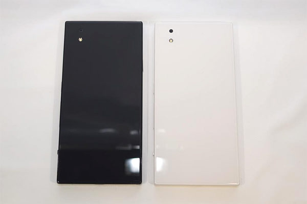 Android смартфон ZTE MONO MO-01K Android смартфон ZTE MONO MO-01K