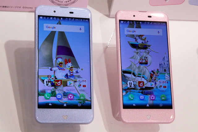 Японский IGZO смартфон Sharp Disney Mobile DM-01J Японский IGZO смартфон Sharp Disney Mobile DM-01J