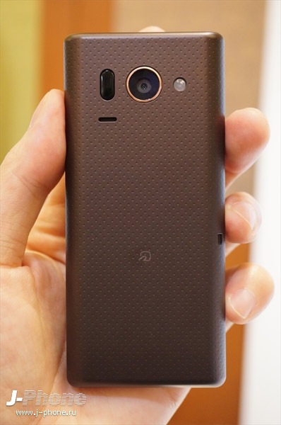 японский android телефон-раскладушка Sharp Aquos K SHF32 японский android телефон-раскладушка Sharp Aquos K SHF32