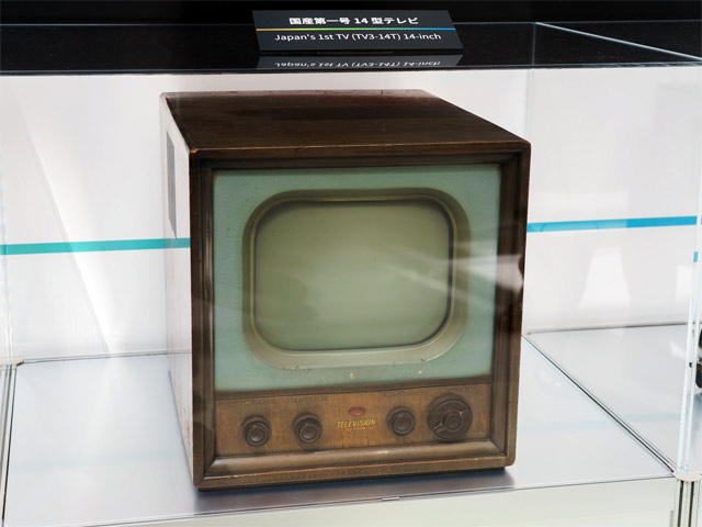 11 ноября в честь своего 111-летия компания Sharp проведет специальную технологическую выставку "Sharp Tech-Day", где расскажет о планах на будущее и представит собственные наработки